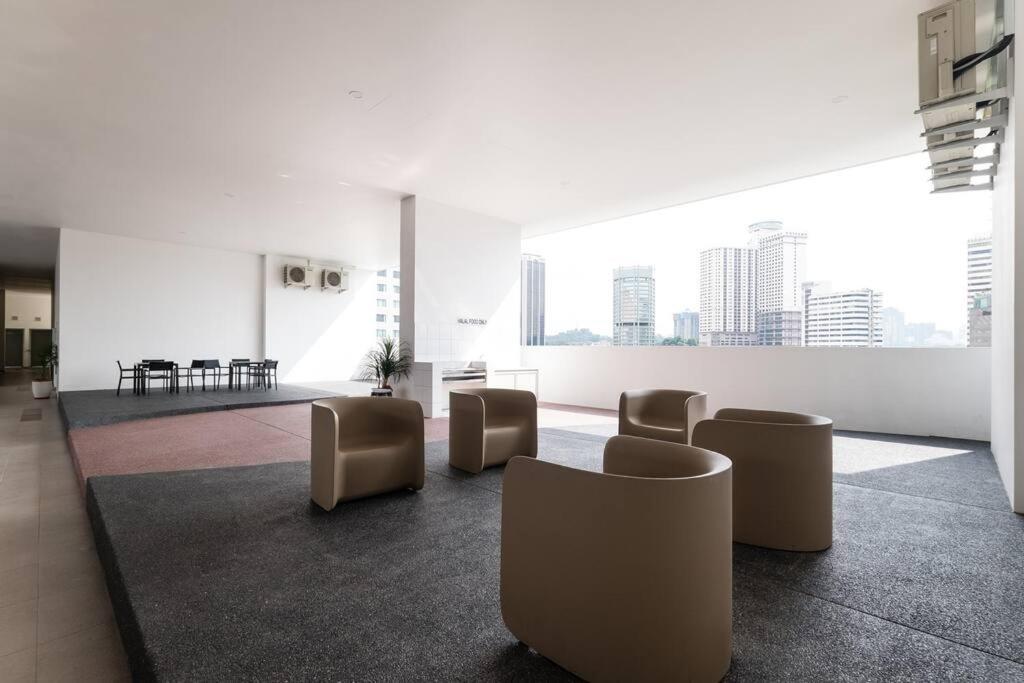 קואלה לומפור Tr Residence Lovely 3 Bedroom Unit 6Pax Next To Titiwangsa Lrt מראה חיצוני תמונה