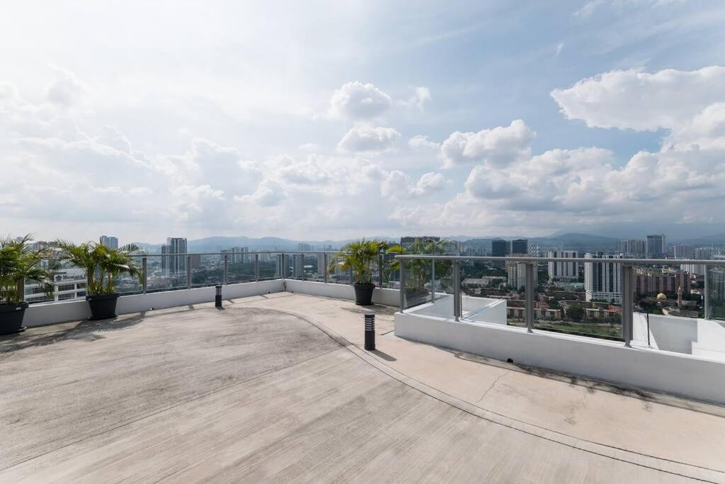 קואלה לומפור Tr Residence Lovely 3 Bedroom Unit 6Pax Next To Titiwangsa Lrt מראה חיצוני תמונה