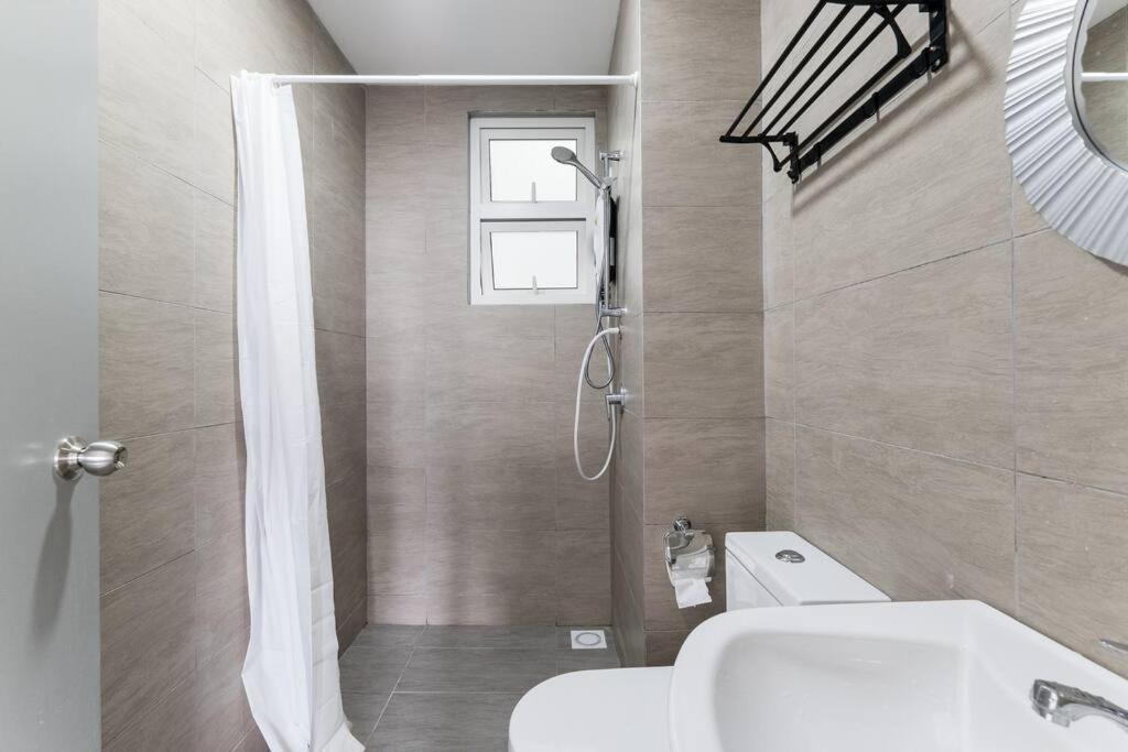 קואלה לומפור Tr Residence Lovely 3 Bedroom Unit 6Pax Next To Titiwangsa Lrt מראה חיצוני תמונה