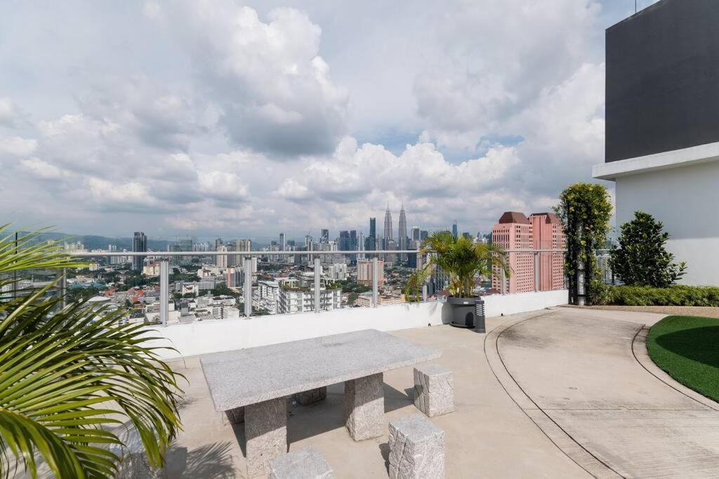 קואלה לומפור Tr Residence Lovely 3 Bedroom Unit 6Pax Next To Titiwangsa Lrt מראה חיצוני תמונה