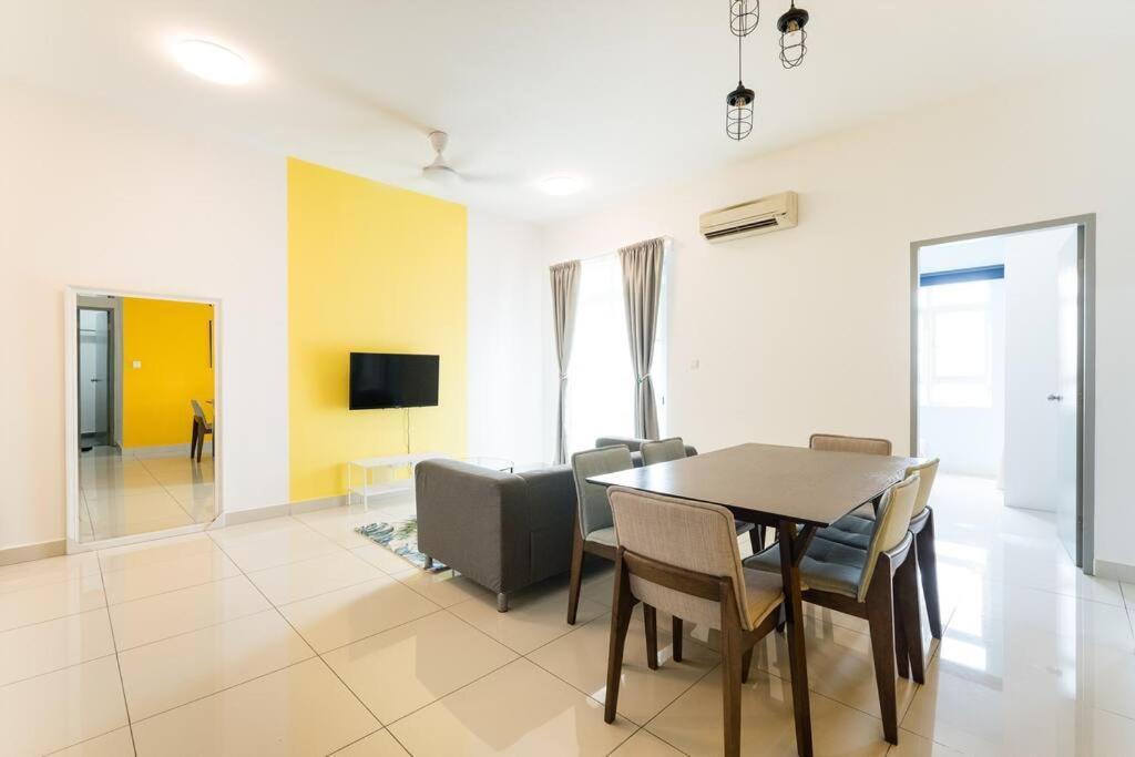 קואלה לומפור Tr Residence Lovely 3 Bedroom Unit 6Pax Next To Titiwangsa Lrt מראה חיצוני תמונה